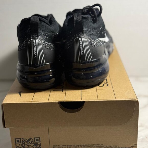 Nike Air VaporMax 2023 Flyknit Oreo Size 8.5 - | NWB - Picture 9 of 10